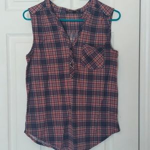 Women's Medium Pink/Navy Blue Plaid Tank